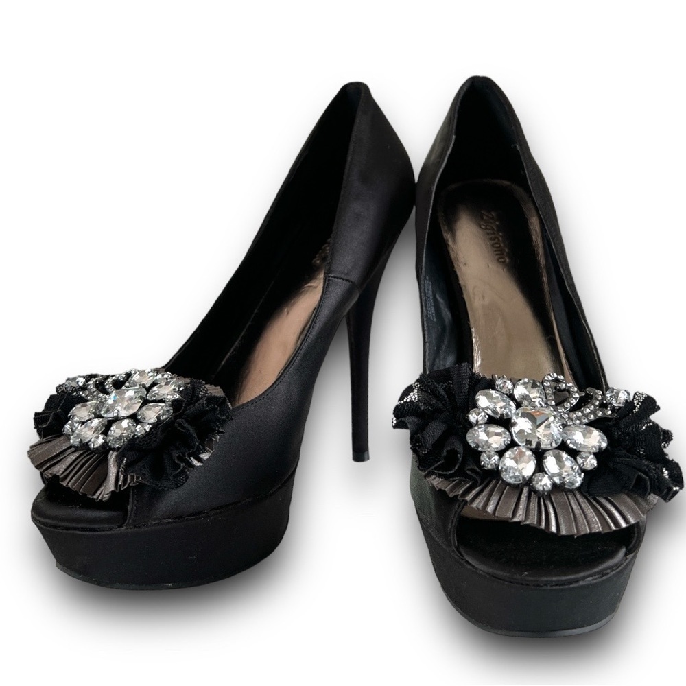 ZIGI Soho Black Satin Selita Rhinestone Embellished Stiletto Heel Size 7.5